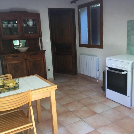 Appartement Dans Un Mas Provencal Istres Buitenkant foto