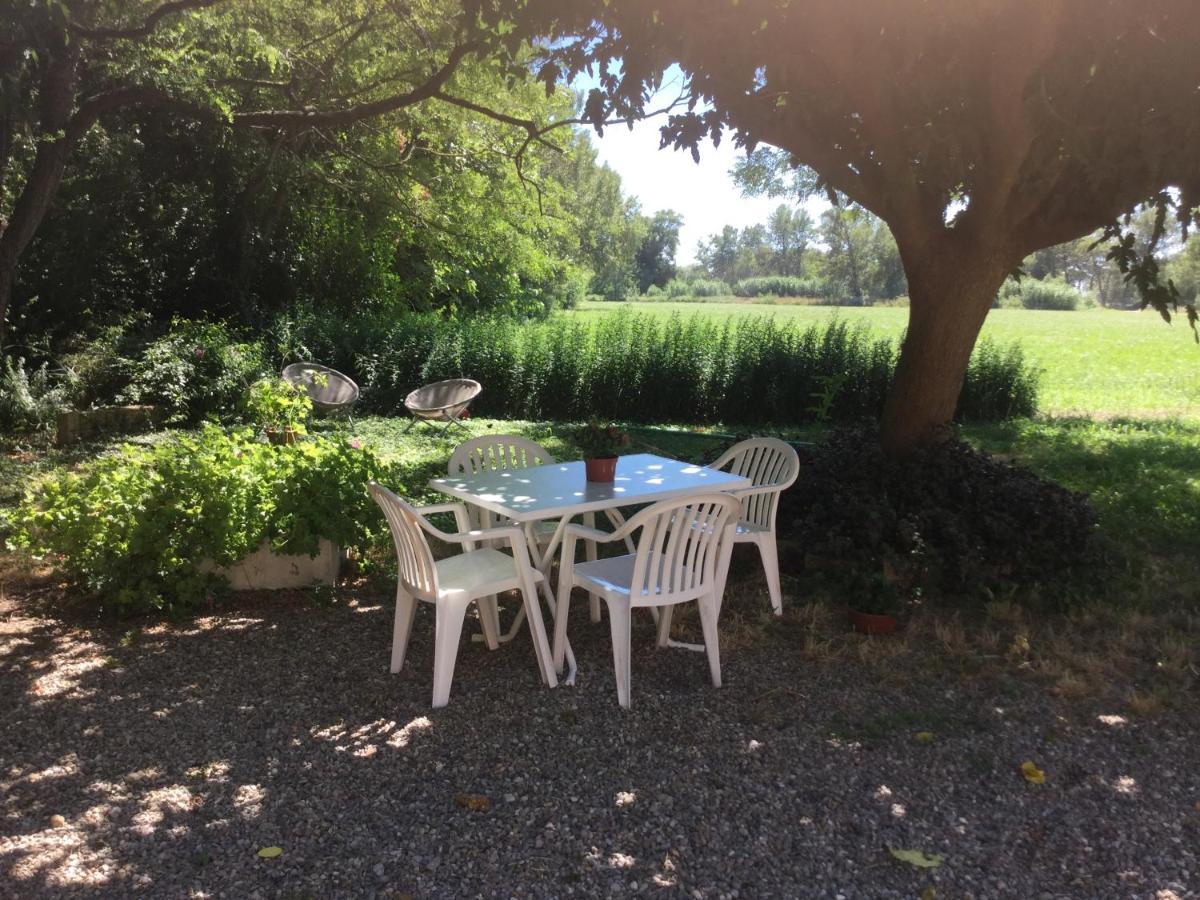 Appartement Dans Un Mas Provencal Istres Buitenkant foto